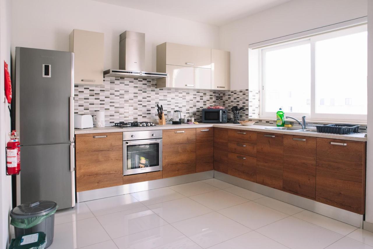Modern 3 Bedroom With Ac Apartment Żabbar Eksteriør billede